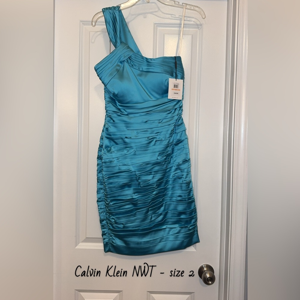 NWT Calvin Klein Blue One-Shoulder Sleeveless Cocktail Dress